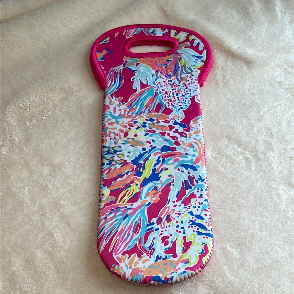 Lilly Pulitzer Neoprene “Sunken Treasure” Wine Bottle Tote NWOT